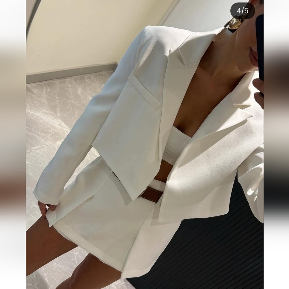 ZARA CROPPED BLAZER SIZE S